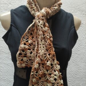 Cachecol feminino em croche